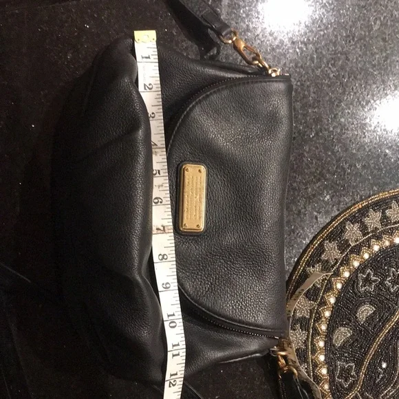 MARC JACOBS 🔥🔥Natasha crossbody genuine leather bag, gold hardware. - Picture 8 of 8